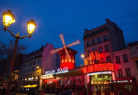 Un Nouvel An spectaculaire au Moulin Rouge !