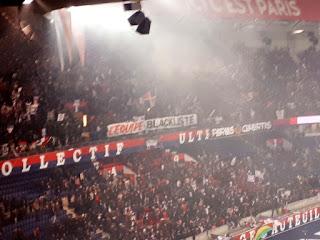 PSG vs Nantes : les ultras allument le Parc pour les Parias Cohortis
