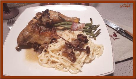 Poulet fermier au Vin Jaune et Girolles Poulet fermier au Vin Jaune et Girolles