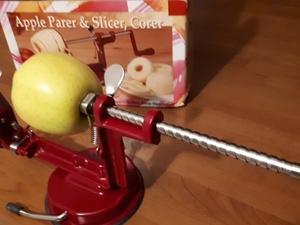 Gâteau aux pommes et noisettes sans oeufs Gâteau aux pommes et noisettes sans oeufs
