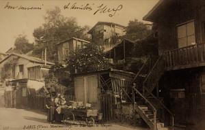 Montmartre … des cartes postales et des peintres….