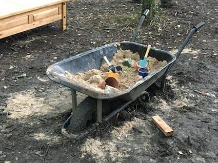 15 idées originales pour recycler vos vieilles brouettes