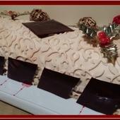Vos recettes préférées de Décembre 2018 Bûche chocolat Dulcey, et son insert praliné - Oh, la gourmande..