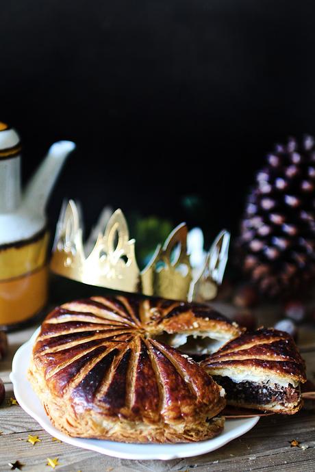 Galette des rois aux noisettes grillées et au chocolat Galette des rois aux noisettes grillées et au chocolat