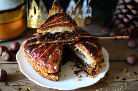 Galette des rois aux noisettes grillées et au chocolat Galette des rois aux noisettes grillées et au chocolat