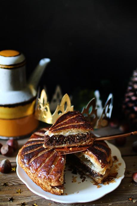 Galette des rois aux noisettes grillées et au chocolat Galette des rois aux noisettes grillées et au chocolat