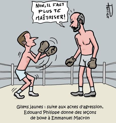 Macron se met à la boxe