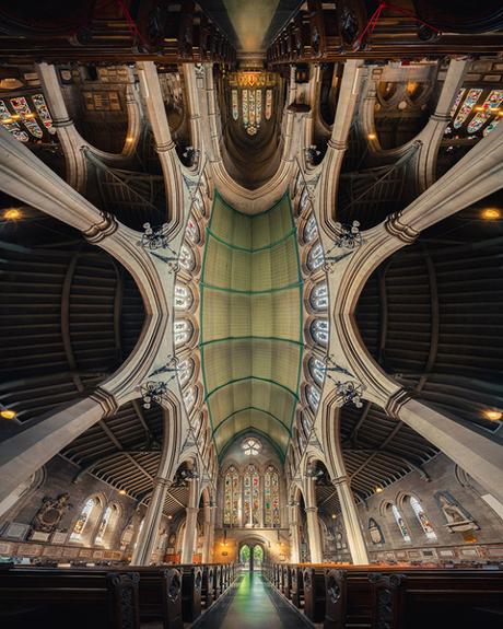 [PHOTOGRAPHIE] : La symétrie des églises captée en panoramique par Peter Li