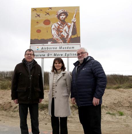 #Tourisme - Nouvelle signalisation touristique dans la Manche : les premiers panneaux posés !