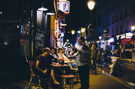 Où et comment rencontrer du monde à Paris ?