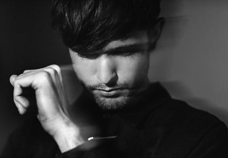 Voix, piano et électronique… | La symbiose des années 2010 selon James Blake