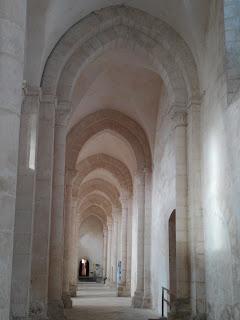 L'église abbatiale de Pontigny (Yonne)