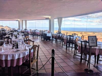 Lanzarote - Timanfaya national Park - Restaurant El Diablo.