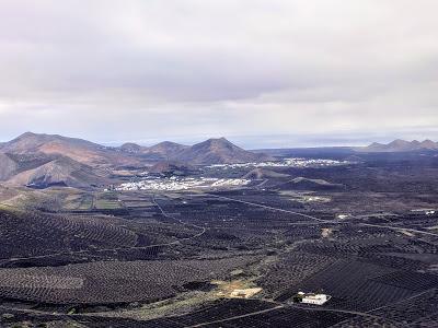 Lanzarote : randonnée vinicole de Uga à Mácher - Ascension du Guardilama.