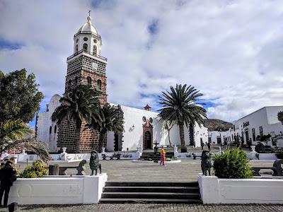 Lanzarote-  de Haría à Teguise par l'Ermita de las Nieves.