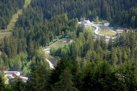 La piste olympique de bobsleigh de La Plagne © French Moments