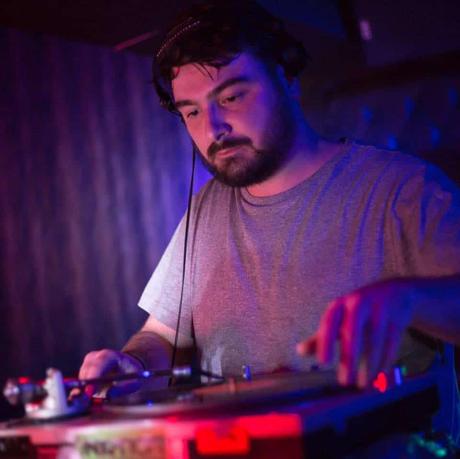 Diggers à la folie | Playlist par Gauvain (Beau Mot Plage) & Gira (Basic Movement)