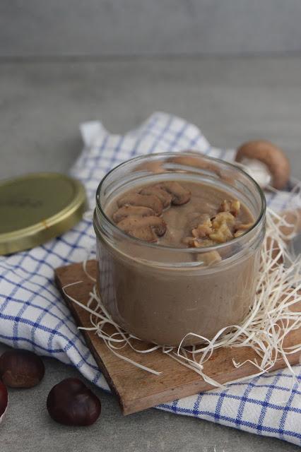 Cuillère et saladier : Velouté châtaignes et champignons