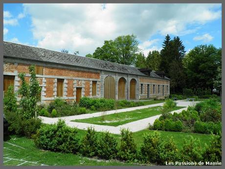 PARC DE L’ ANCIENNE ABBAYE DE LIESSIES OLYMPUS DIGITAL CAMERA