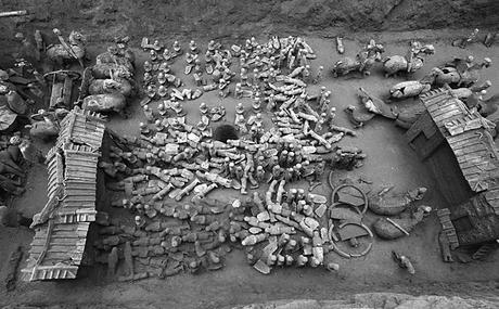 Des centaines de minuscules guerriers en terre cuite retrouvés sur un site chinois vieux de 2100 ans