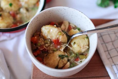 Chicken and Dumplings {soupe de poulet aux boulettes} Chicken and Dumplings {soupe de poulet aux boulettes}