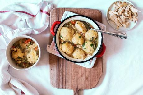 Chicken and Dumplings {soupe de poulet aux boulettes} Chicken and Dumplings {soupe de poulet aux boulettes}