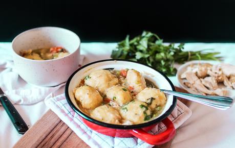 Chicken and Dumplings {soupe de poulet aux boulettes} Chicken and Dumplings {soupe de poulet aux boulettes}