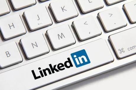 Comment récupérer du trafic qualifié grâce à LinkedIn… en 2 Minutes par Jour ! Comment récupérer du trafic qualifié grâce à LinkedIn… en 2 Minutes par Jour !