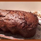 Cake aux noisettes et pépites de chocolat - Oh, la gourmande..