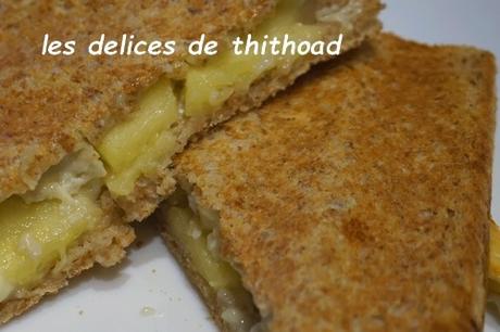 Croque monsieur, camembert et pomme Croque monsieur, camembert et pomme