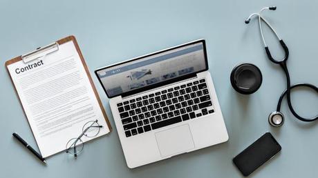 Consulter un médecin depuis son portable, c’est possible avec Livi Consulter un médecin depuis son portable, c’est possible avec Livi