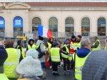 Les gilets jaunes sétois mobilisés.