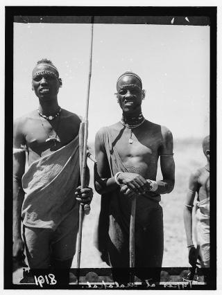 Sudan_Malakal_two_Shiluki_1936.jpg DOMAINE PUBLIC