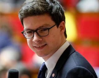 Le député Pierre-Henri Dumont (LR) demande l'élimination physique des djihadistes français Le député Pierre-Henri Dumont (LR) demande l'élimination physique des djihadistes français