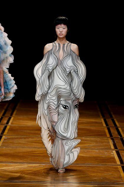 Robe imprimée 3D d'Iris Van Herpen