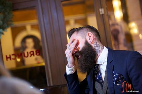 Ricki Hall – Son obsession avec les ours et les tatouages