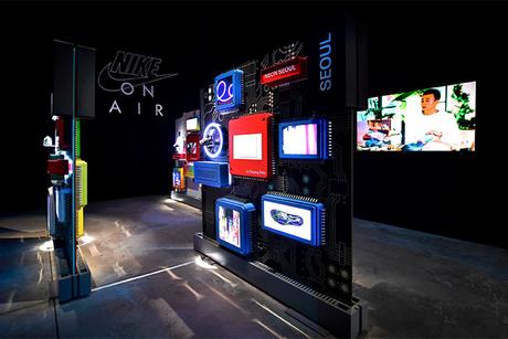 La Nike Air Max 720 au cœur d’un événement média en Chine La Nike Air Max 720 et ses colorways mis en lumière en Chine lors d'un événement média avant le Air Max Day