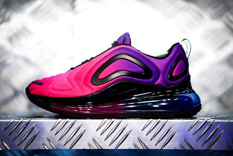 La Nike Air Max 720 au cœur d’un événement média en Chine La Nike Air Max 720 et ses colorways mis en lumière en Chine lors d'un événement média avant le Air Max Day