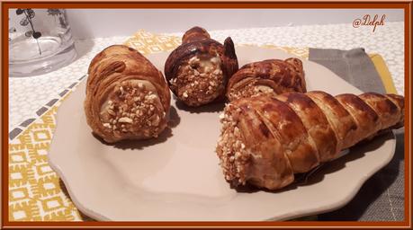 Cornets feuilletés à la crème pâtissière pralinée