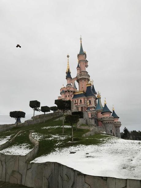 Carte postale souvenir de Disney avec la reine des neiges
