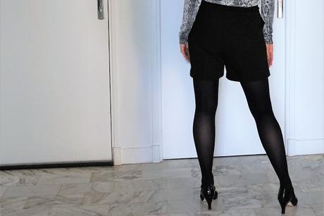 Grain de Malice collection 2019 short noir lien à nouer arrière