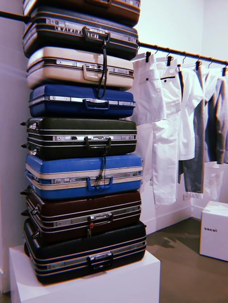 Sacai ouvre un pop-up store à Paris Sacai ouvre un pop-up store à Paris