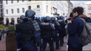 Signes de dérive autoritaire Signes de dérive autoritaire