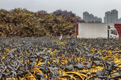 Cimetières à vélos en Chine