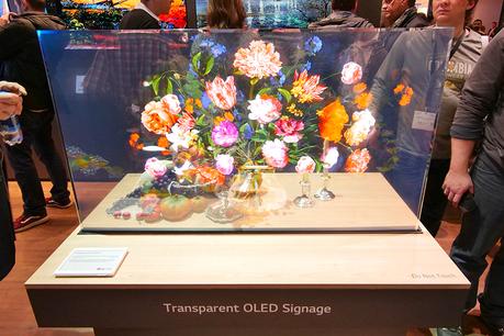 LG développe sa gamme d’écrans transparents pour l’affichage dynamique