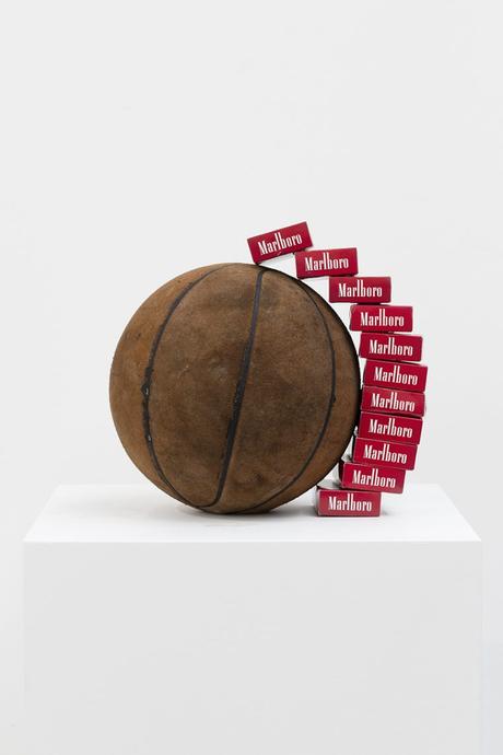 L’exposition Lines donne une nouvelle vie aux objets récupérés dans la rue L’exposition Lines donne une nouvelle vie aux objets récupérés dans la rue