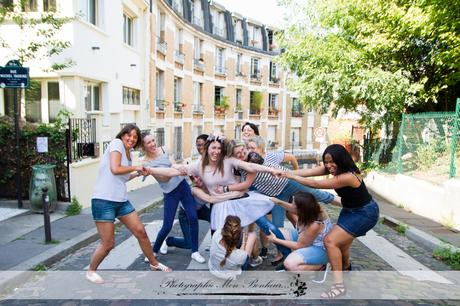 Séance photo à Paris enterrement de vie de jeune fille – Caroline – Shooting EVJF Séance photo à Paris enterrement de vie de jeune fille – Caroline – Shooting EVJF