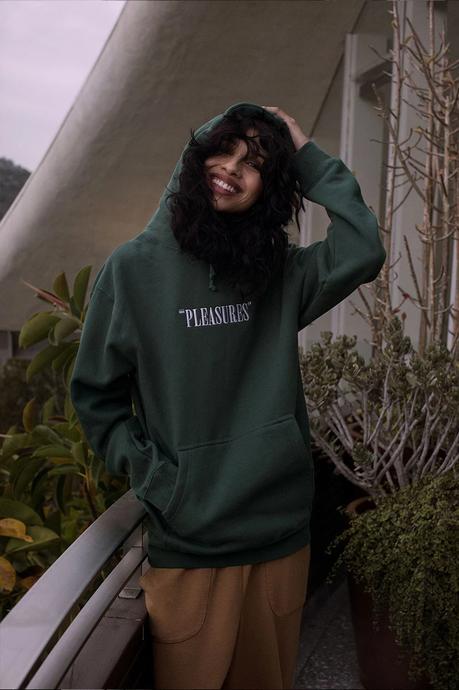 La collection Printemps 2019 de PLEASURES est disponible La collection Printemps 2019 de PLEASURES est disponible