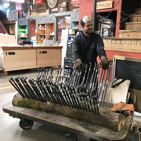 FUNGI le banc recyclé par Akos Huber FUNGI le banc recyclé par Akos Huber