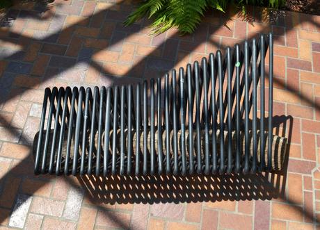 FUNGI le banc recyclé par Akos Huber FUNGI le banc recyclé par Akos Huber